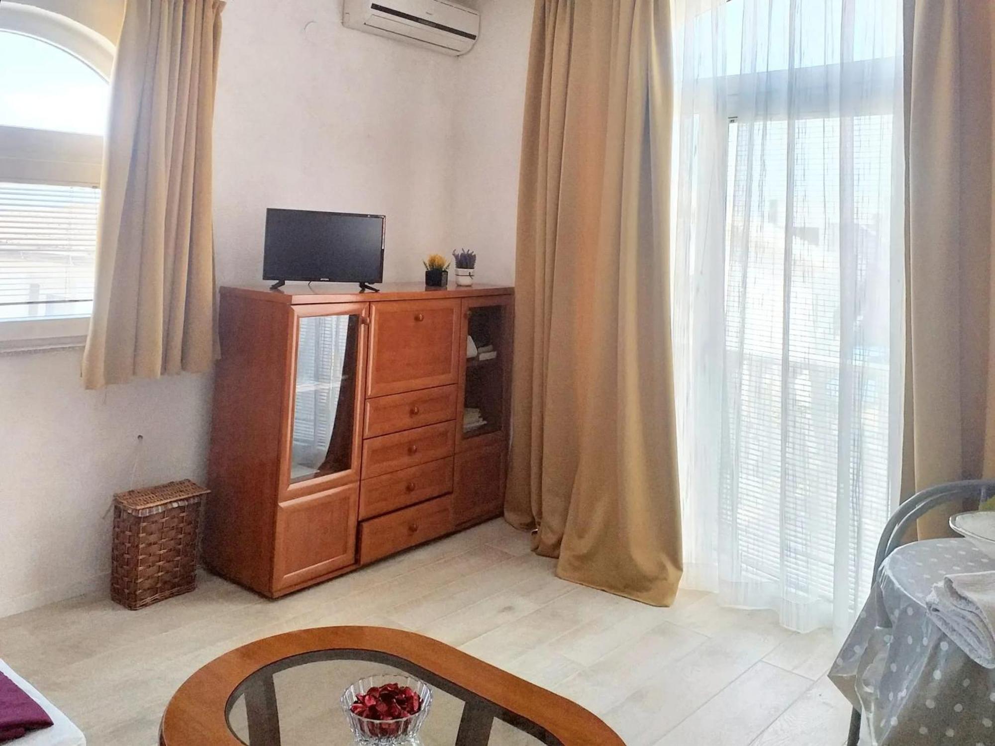 Comfortable In Sea And Mountain View 35m² Apartment Vir
